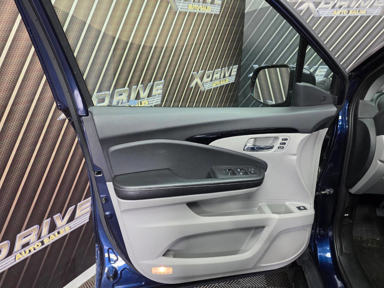 Used 2017 Honda Ridgeline RTL-E image 18