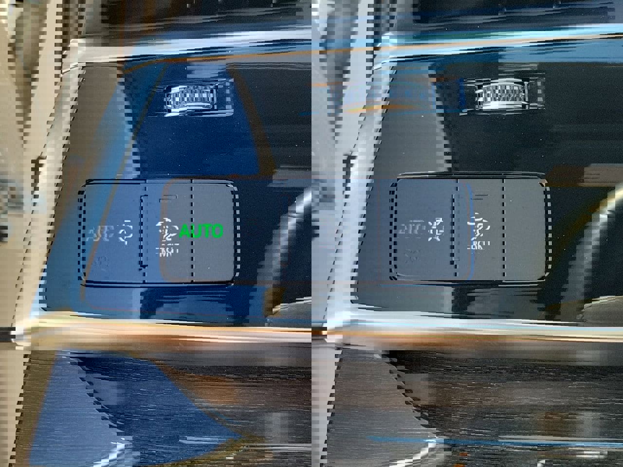 Used 2025 Audi Q7 3.0T Premium Plus image 29