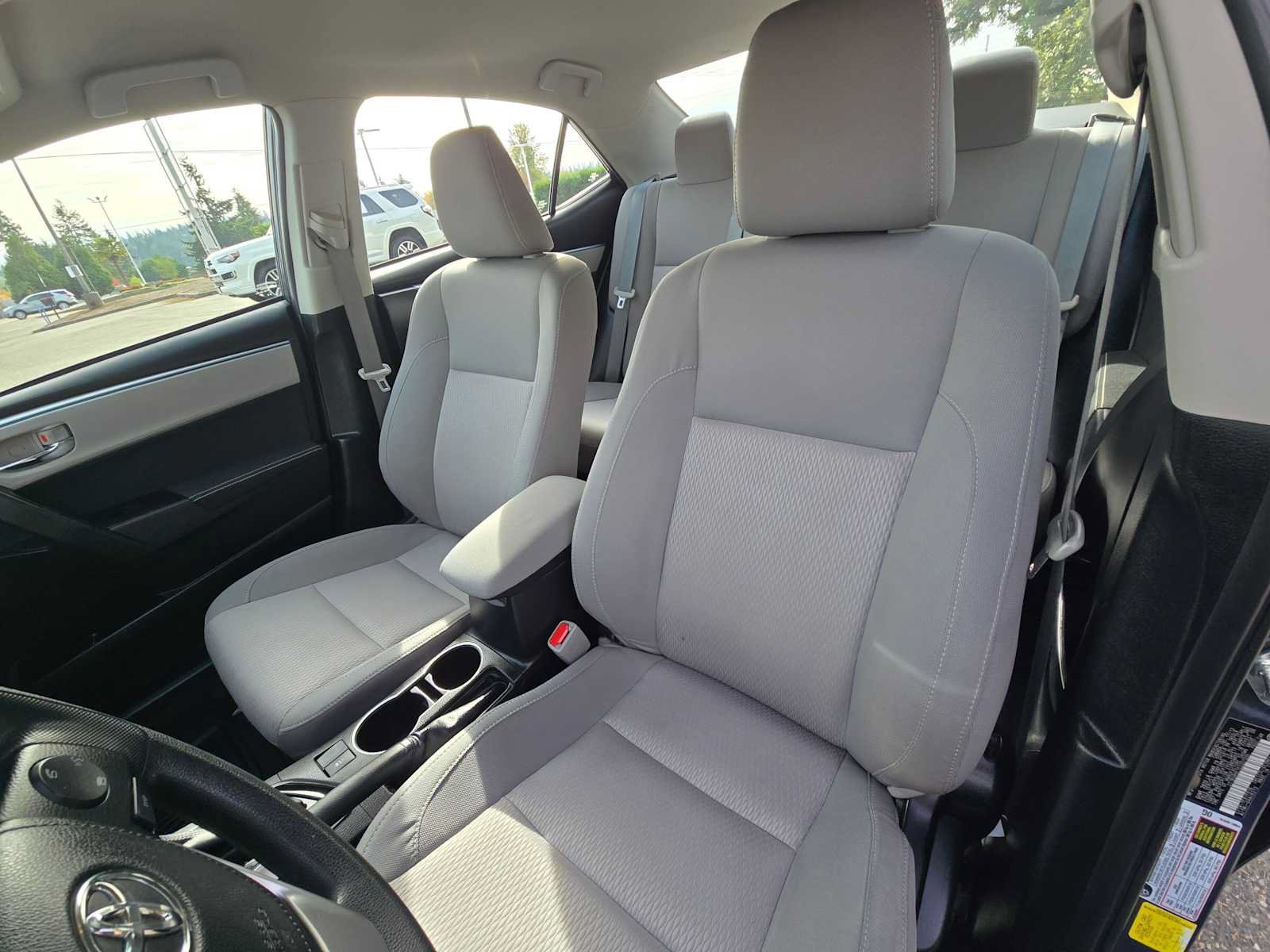 Used 2014 Toyota Corolla LE FWD image 20