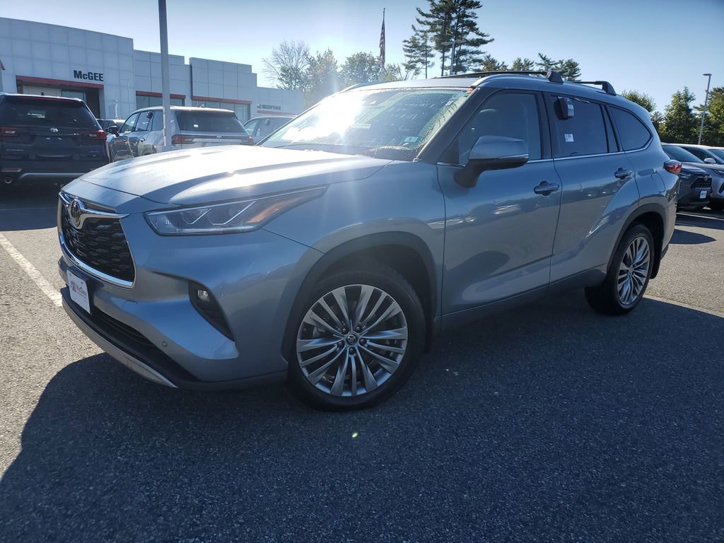 Certified 2021 Toyota Highlander Platinum