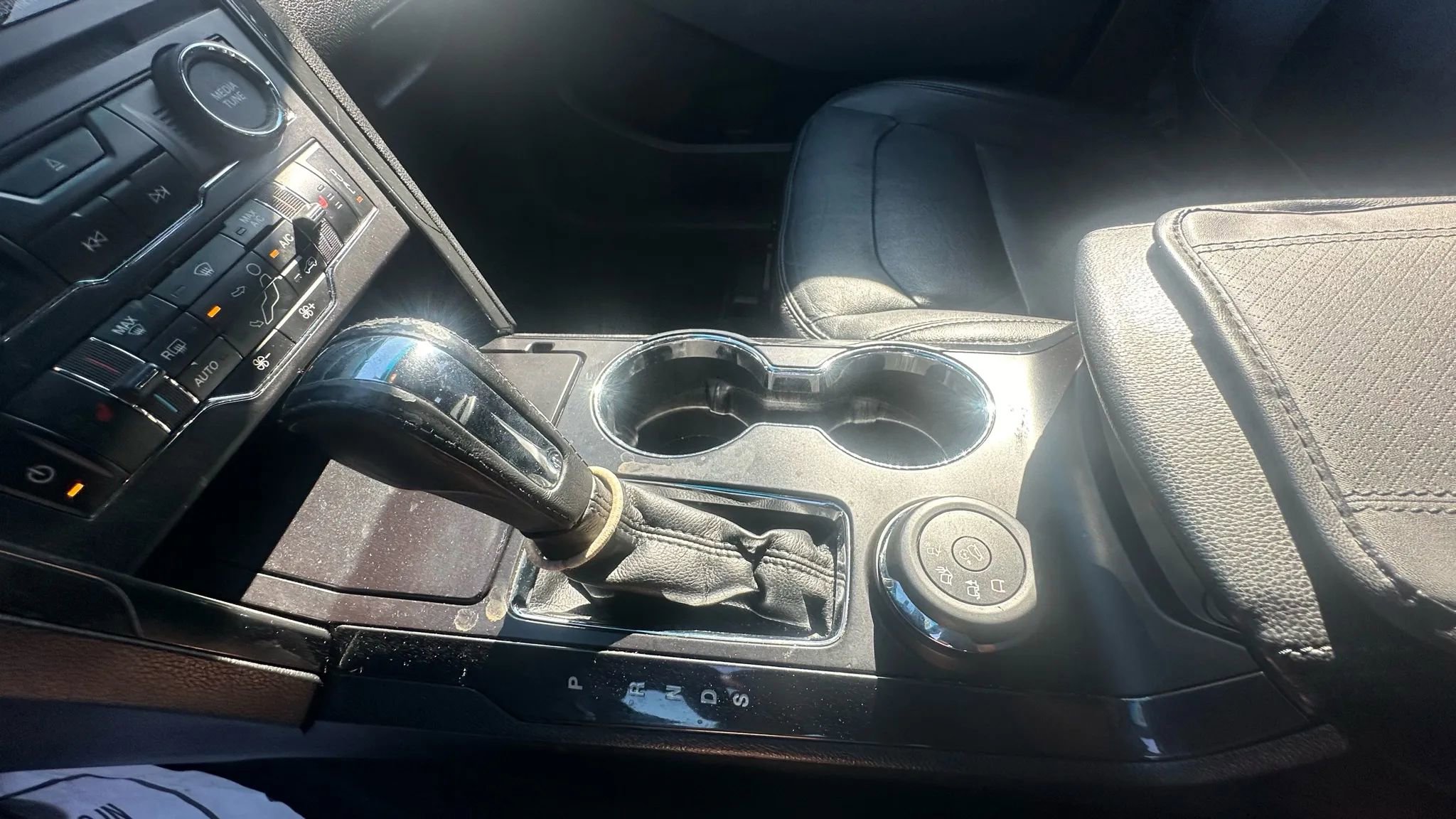 Used 2015 GMC Sierra 3500 SLT image 19