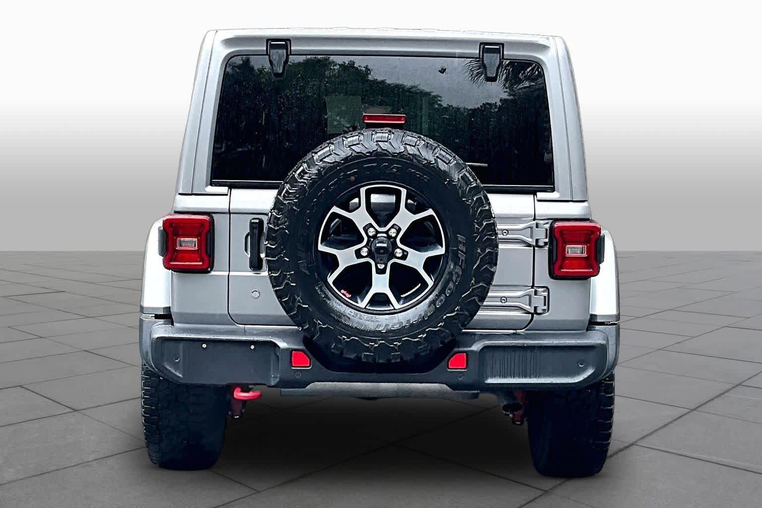Used 2019 Jeep Wrangler Rubicon AWD/4WD image 5