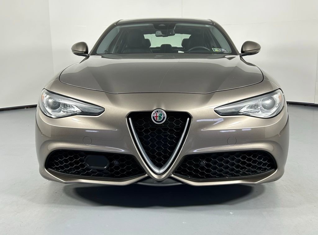 Used 2019 Alfa Romeo Giulia Ti Sport w/ Quick Order Package 22S Sport image 2