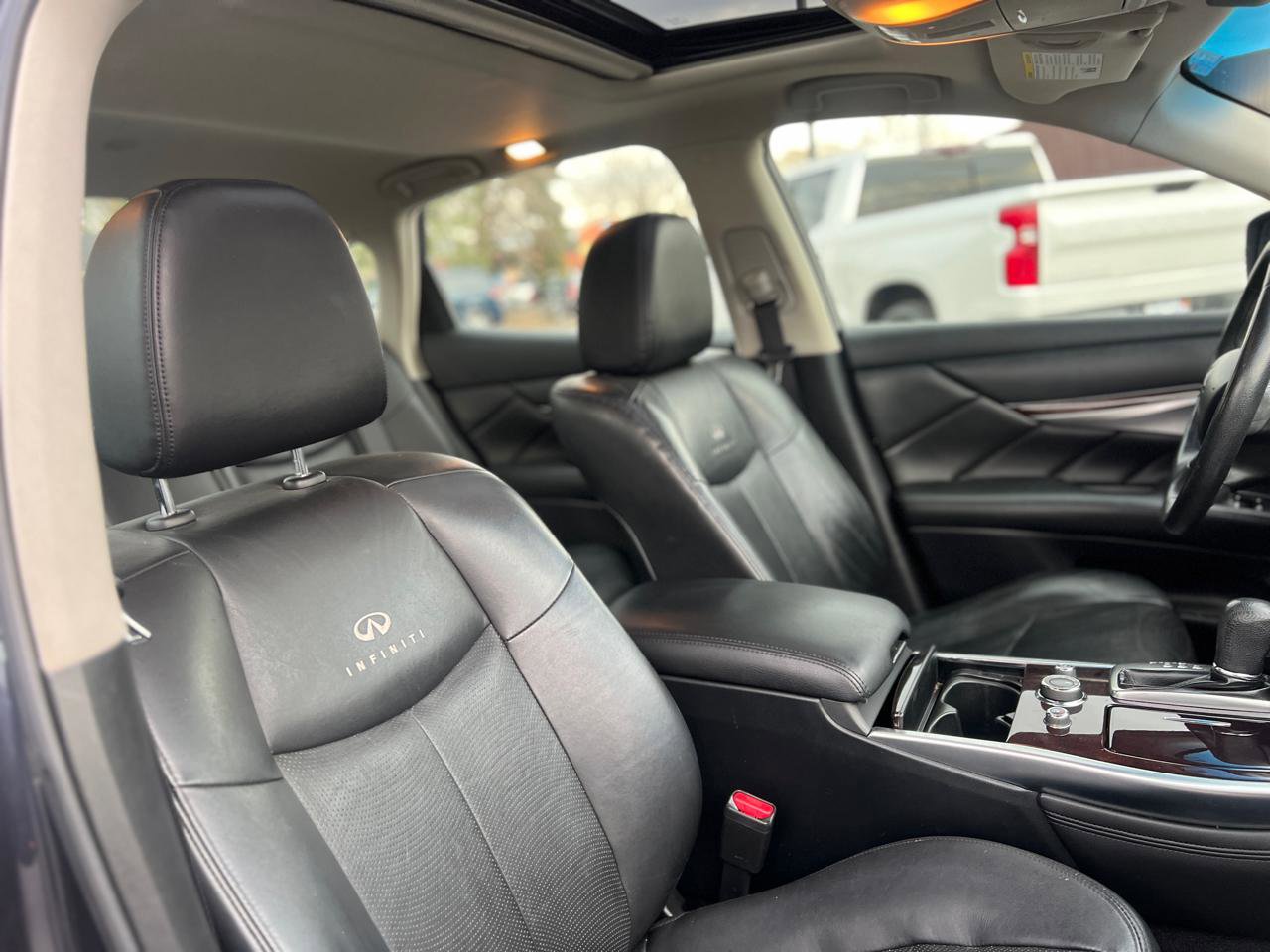 Used 2011 INFINITI M37 x w/ Premium Pkg AWD/4WD image 45