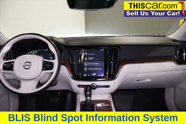 Used 2019 Volvo S60 T5 Momentum w/ Multimedia Package FWD image 22