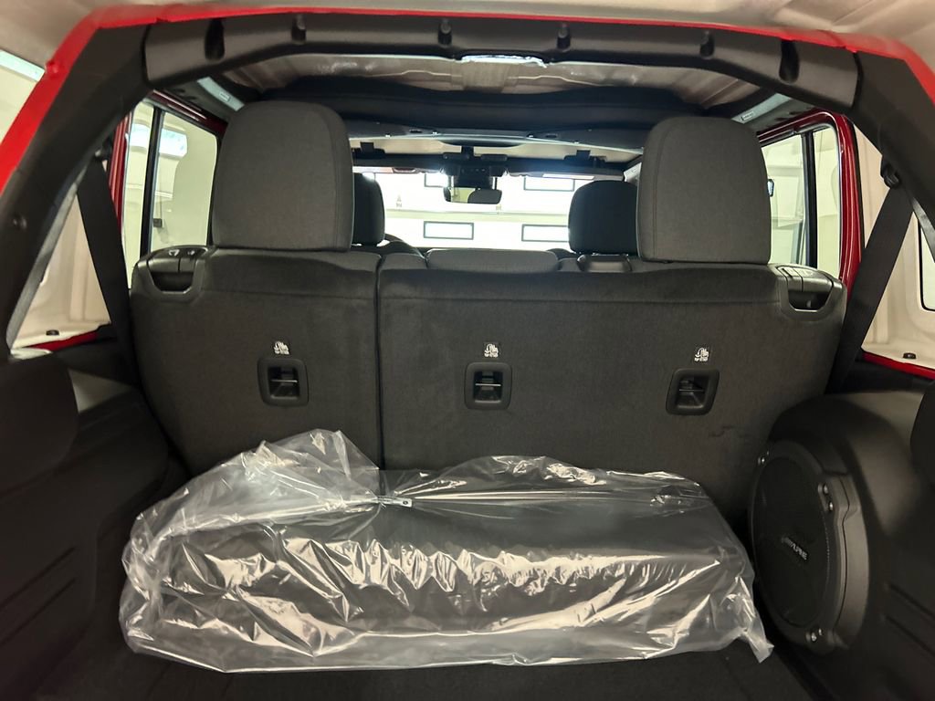 New 2025 Jeep Wrangler Sahara image 32