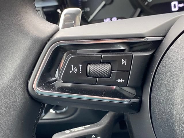 Certified 2024 Porsche Macan AWD/4WD image 20