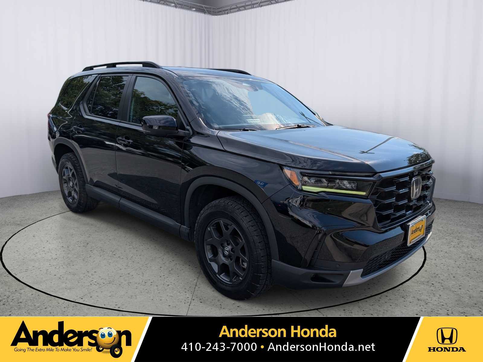 Certified 2025 Honda Pilot TrailSport image 1