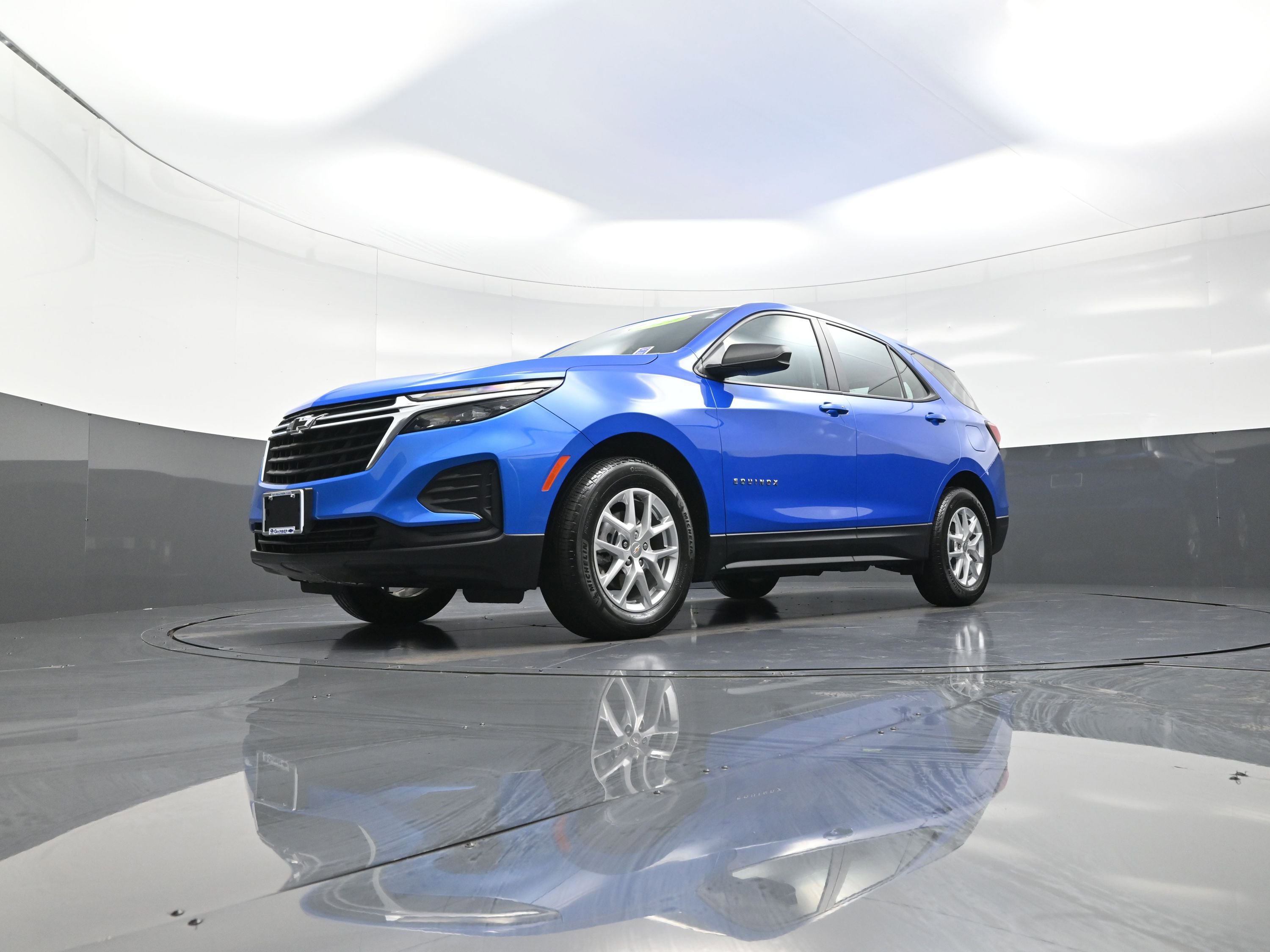 Used 2024 Chevrolet Equinox LS image 11