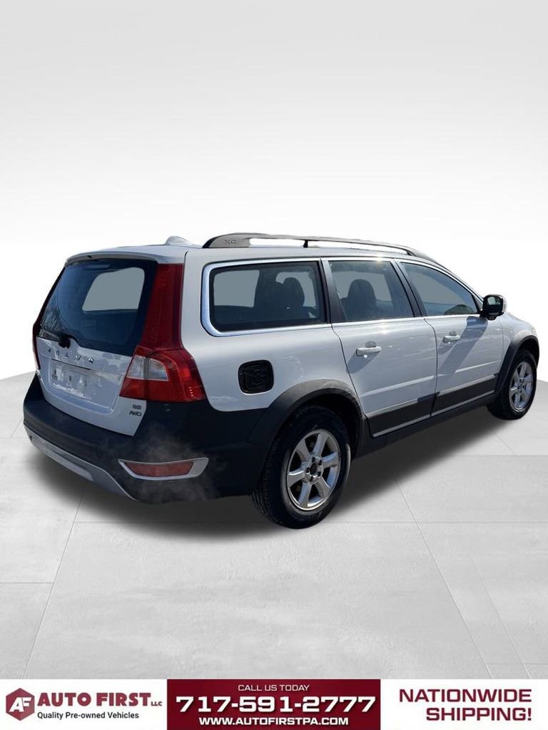 Used 2010 Volvo XC70 3.2 image 3
