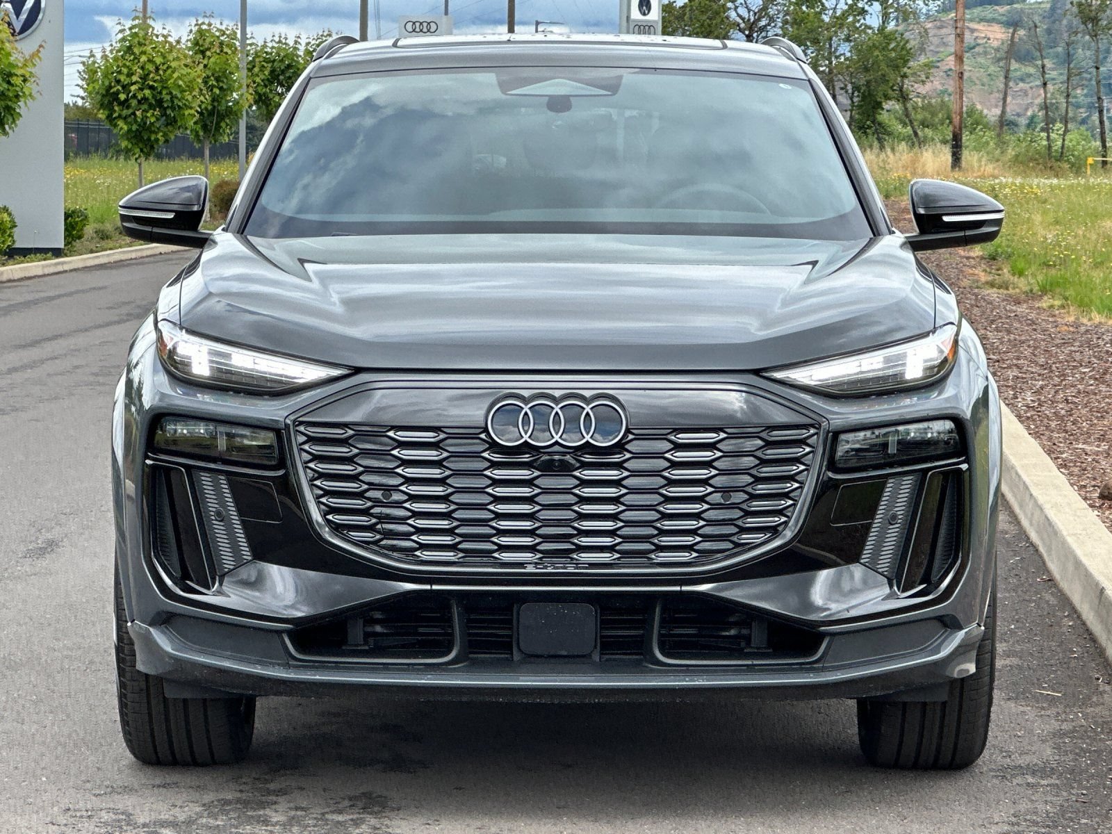 New 2027 Audi Q6 e-tron Premium Plus AWD/4WD image 8