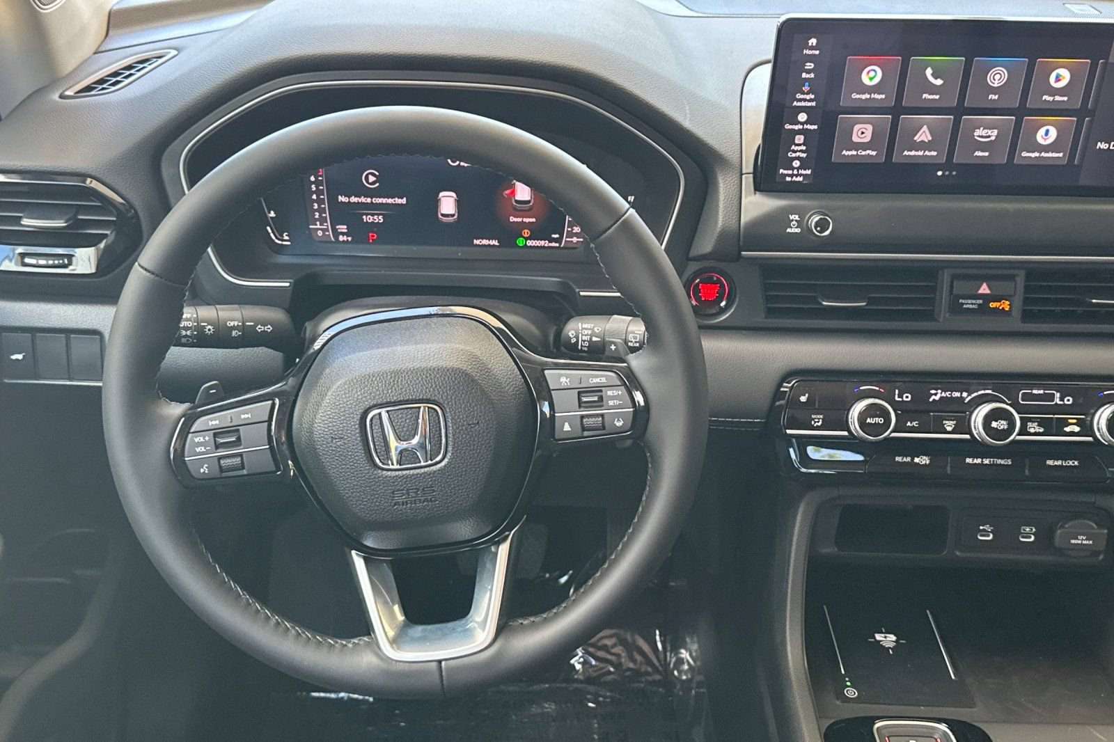 New 2026 Honda Pilot Touring image 13