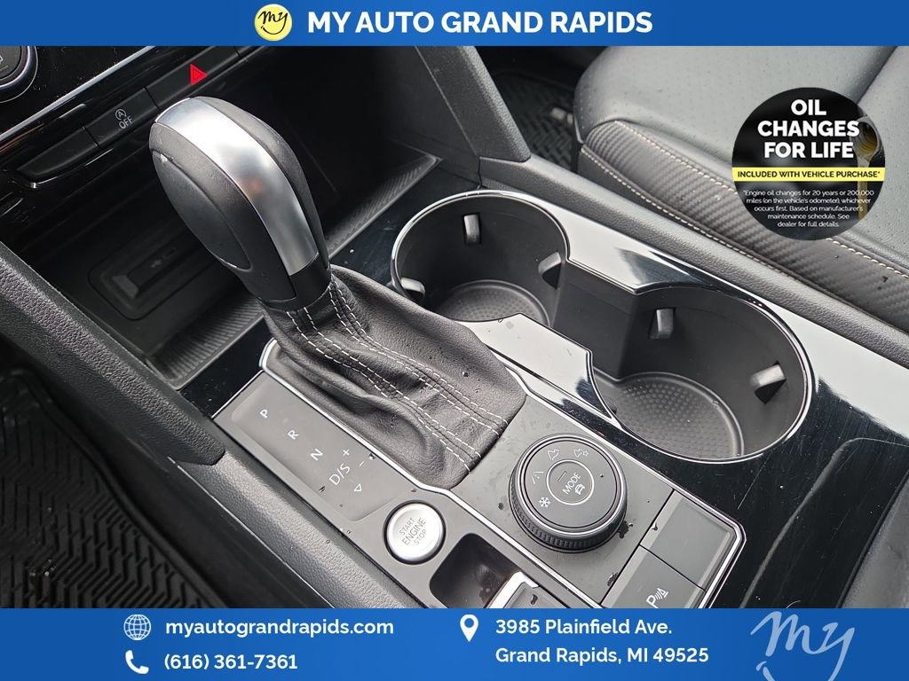 Used 2022 Volkswagen Atlas Cross Sport SE image 70