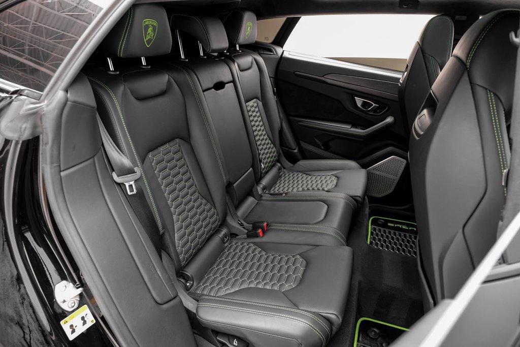 Used 2021 Lamborghini Urus image 17