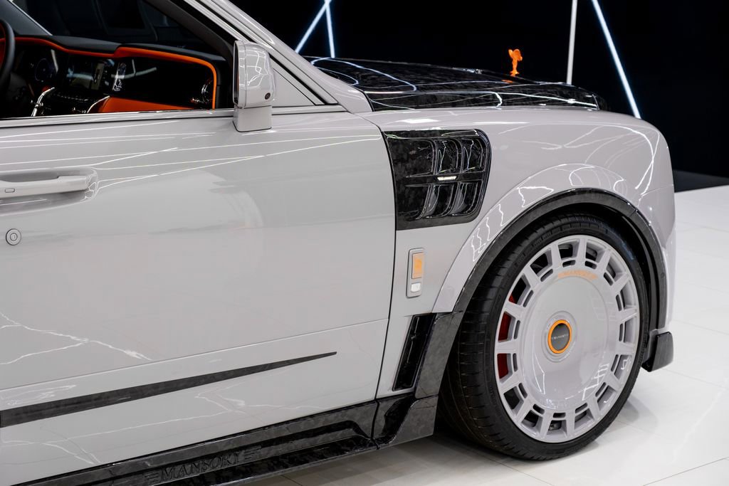 Used 2026 Rolls-Royce Cullinan image 23
