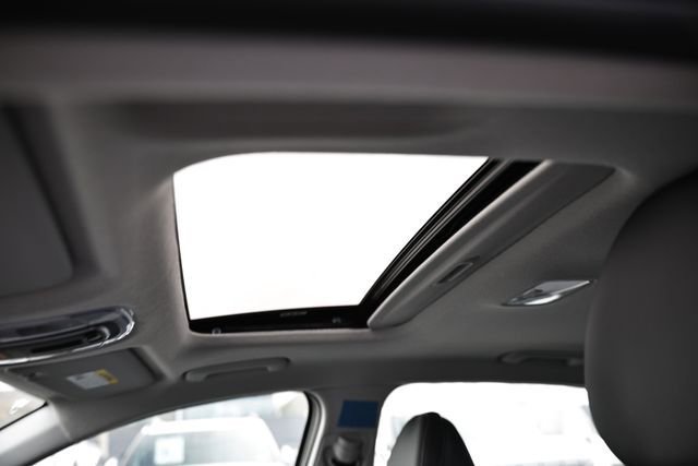 New 2026 Hyundai Elantra Limited FWD image 8