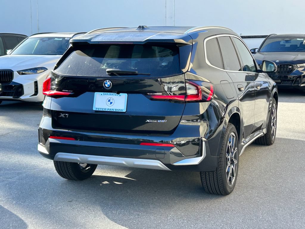 New 2026 BMW X1 xDrive28i w/ Convenience Package AWD/4WD image 5
