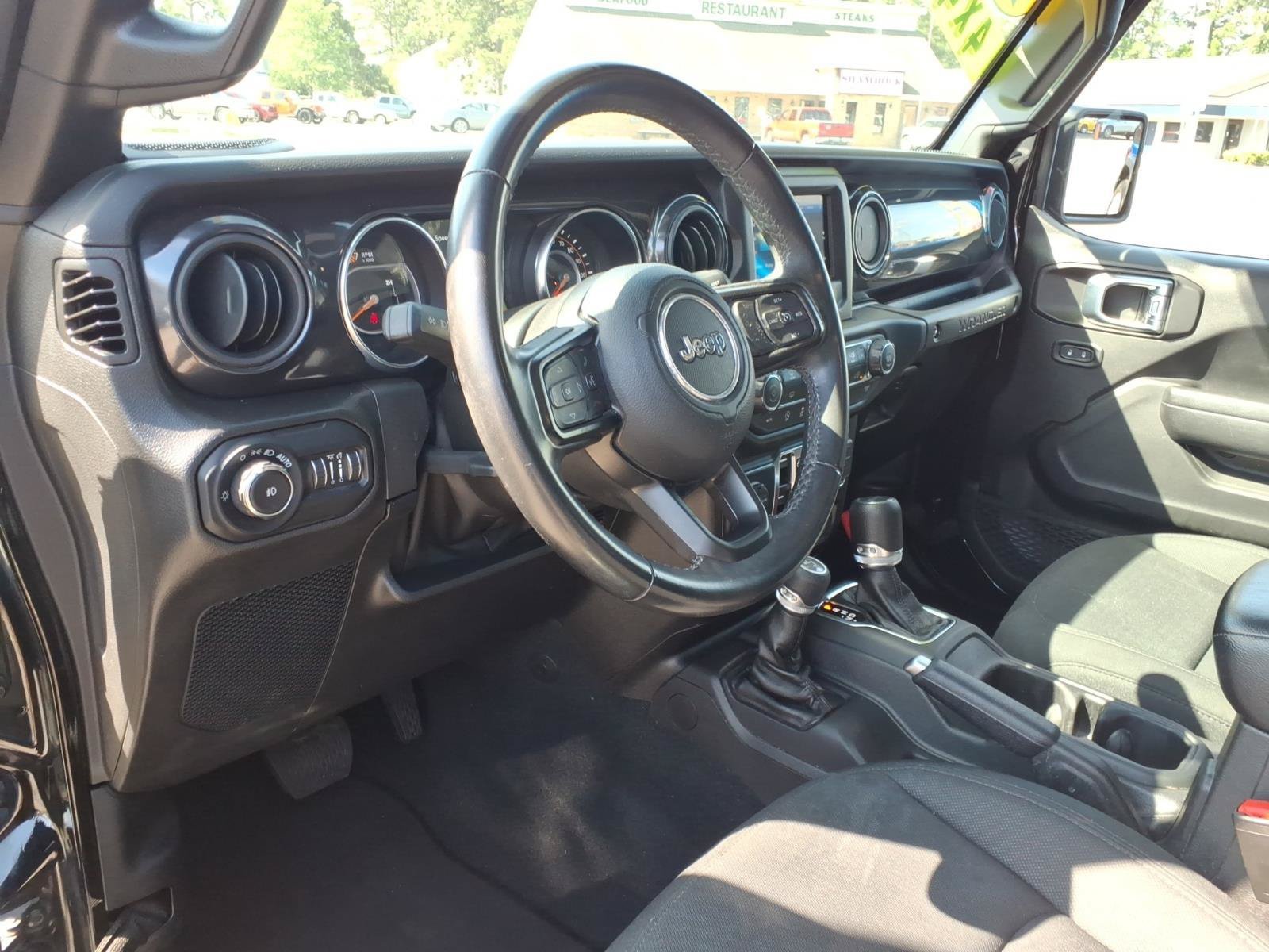 Used 2022 Jeep Wrangler Unlimited Sport AWD/4WD image 17