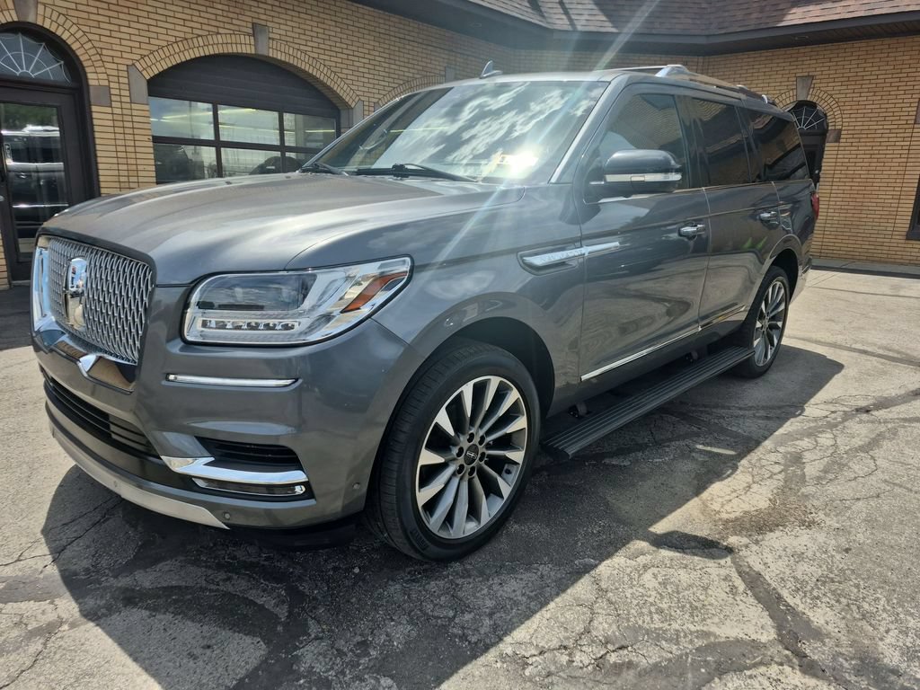 Used 2021 Lincoln Navigator Reserve AWD/4WD image 11