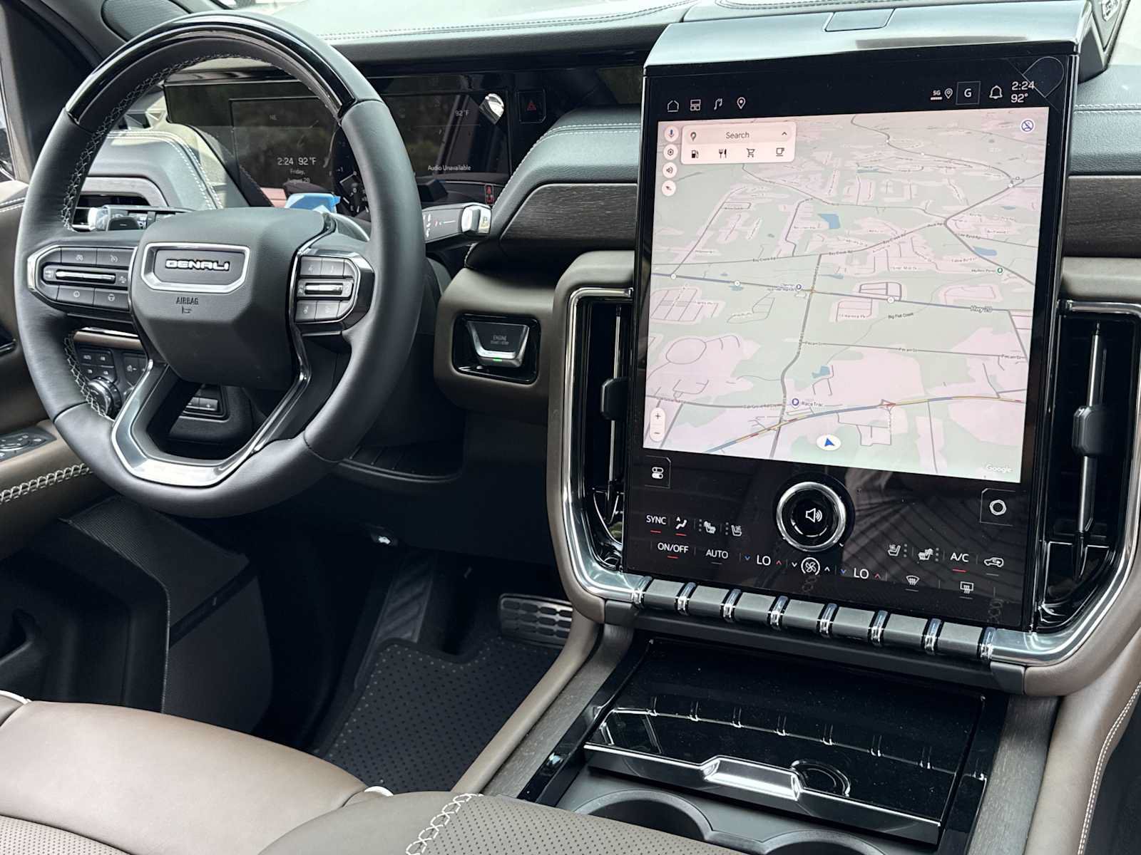 New 2026 GMC Yukon Denali Ultimate AWD/4WD image 3