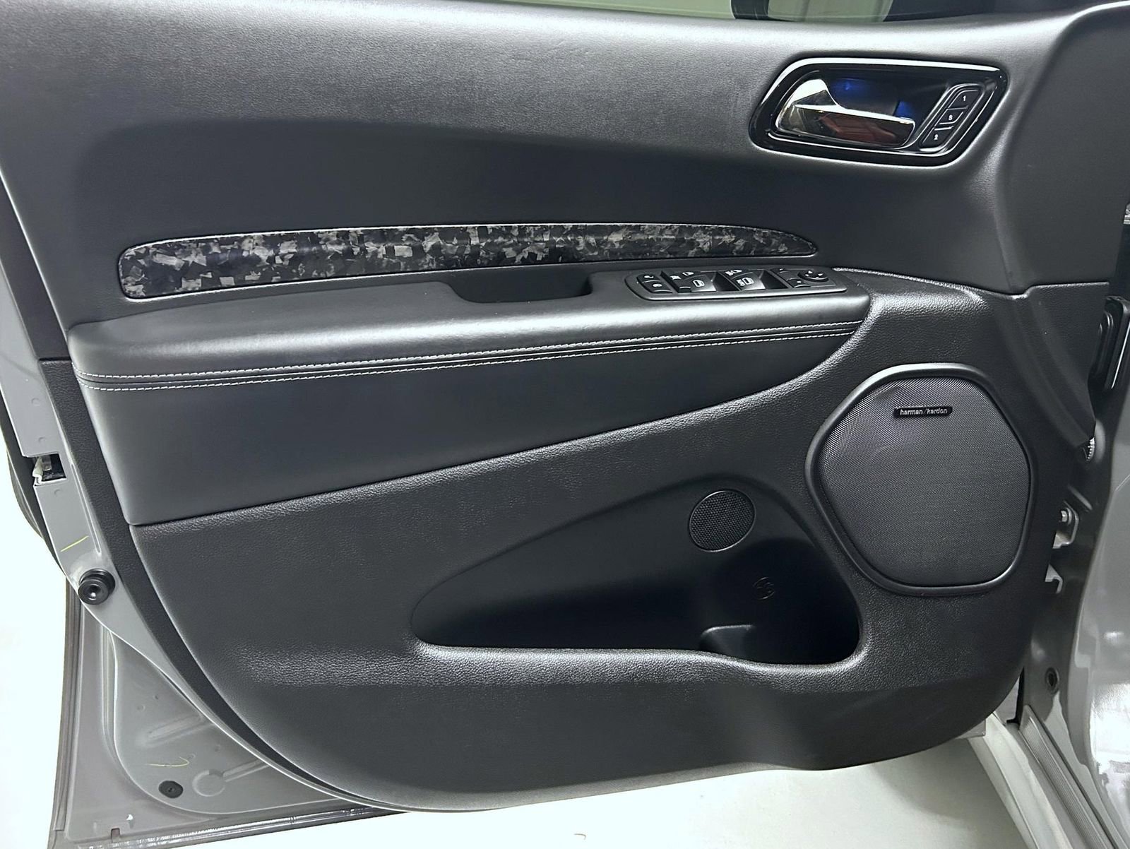 Used 2022 Dodge Durango SRT w/ Premium Interior Group image 8