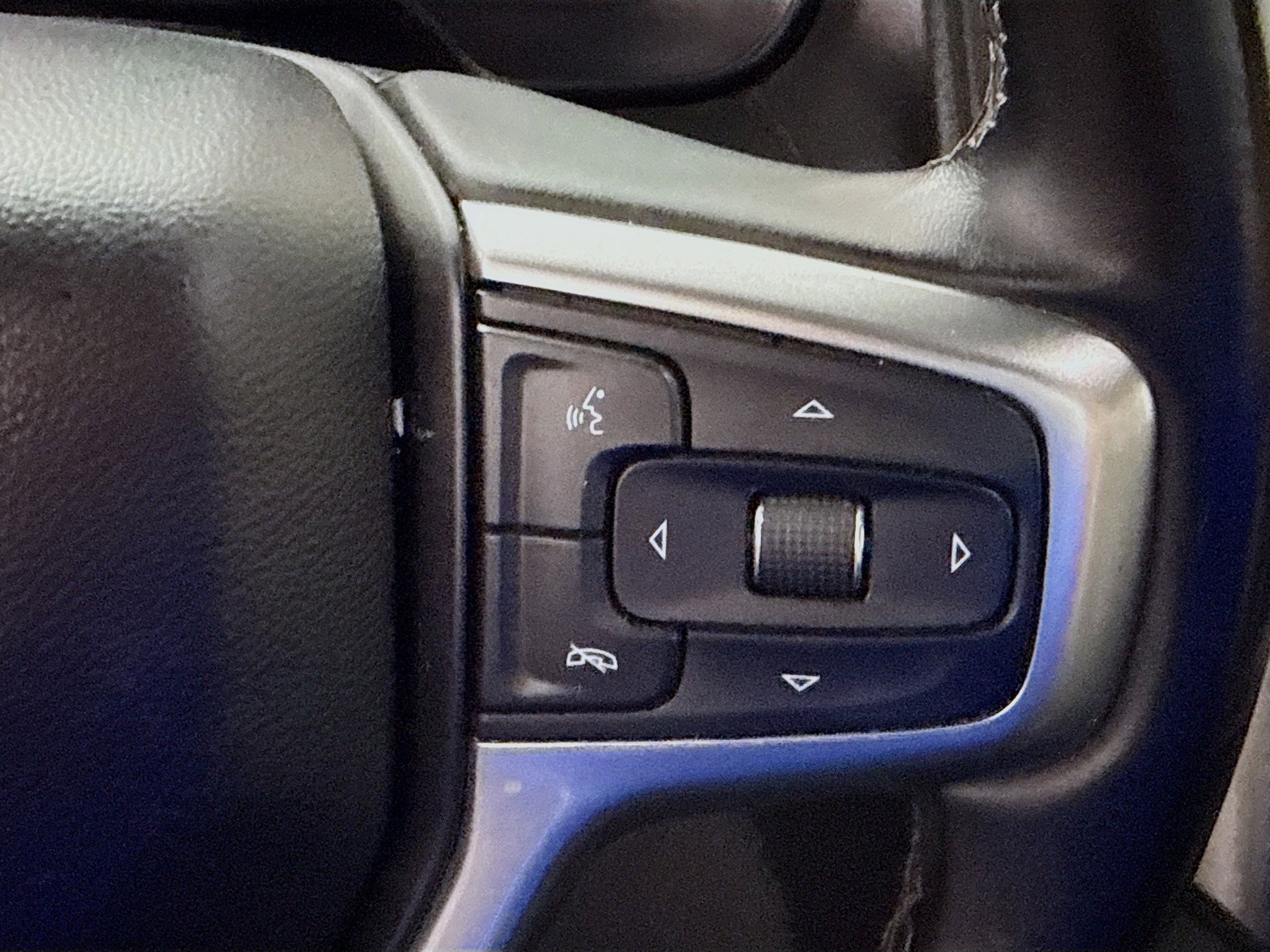 Used 2023 Chevrolet Tahoe LT RWD image 15