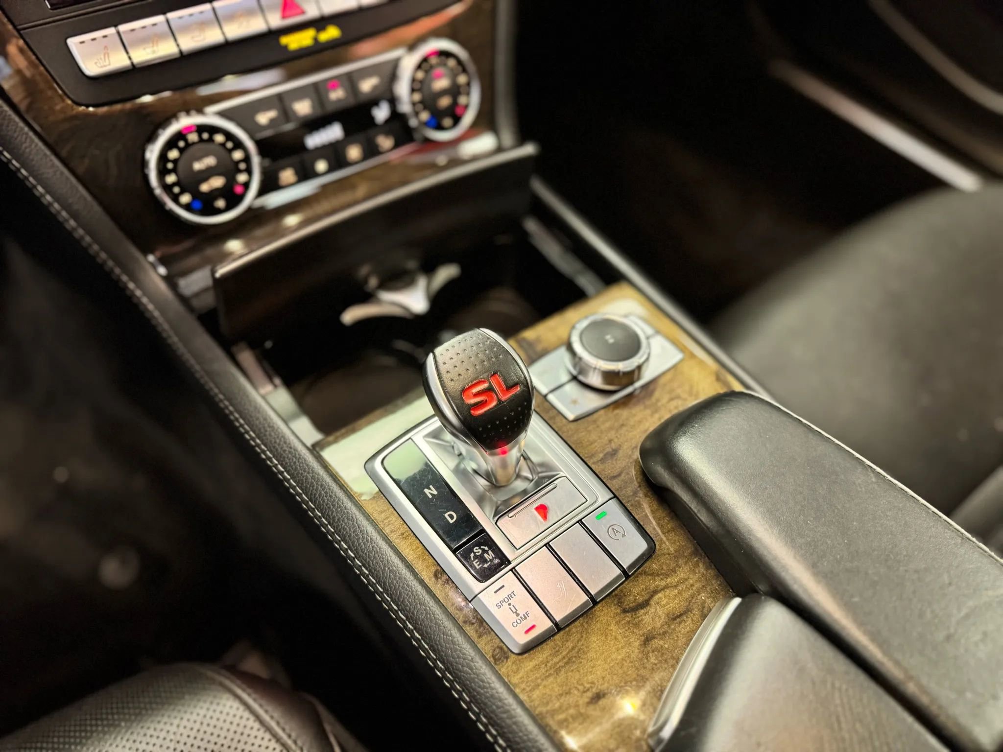 Used 2015 Mercedes-Benz SL 400 SL 400 Roadster 2D w/ Premium I Package image 21