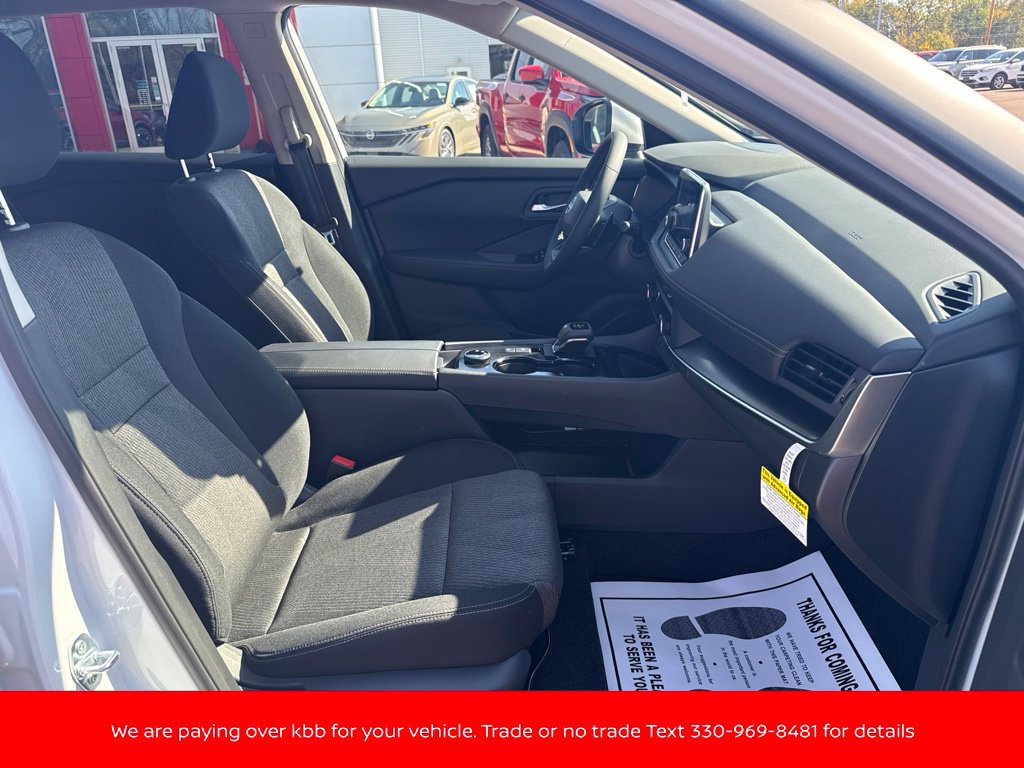 New 2027 Nissan Rogue SV AWD/4WD image 27