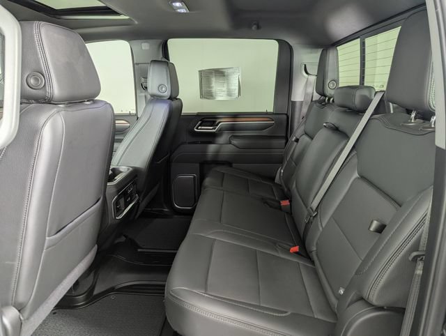 Used 2025 GMC Sierra 2500 Denali w/ Technology Package AWD/4WD image 22