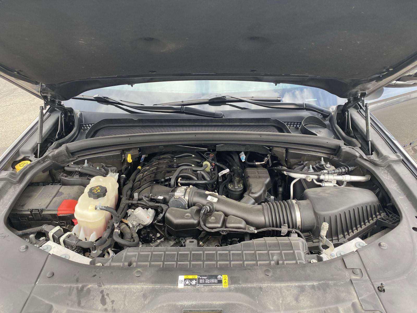 Used 2022 Jeep Grand Cherokee Altitude image 39