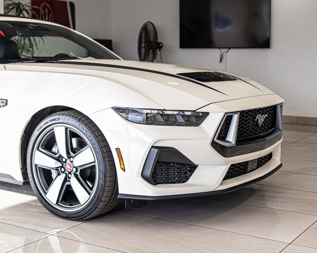 Used 2025 Ford Mustang GT Premium w/ 60th Anniversary Package image 4