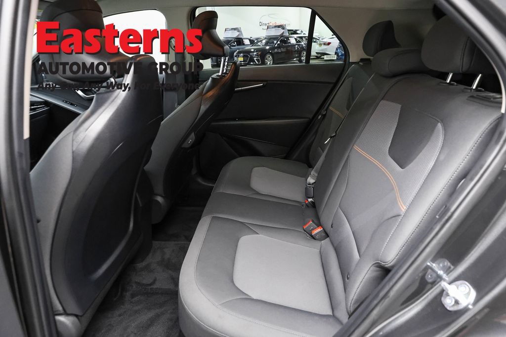Used 2025 Kia Niro LX FWD image 20