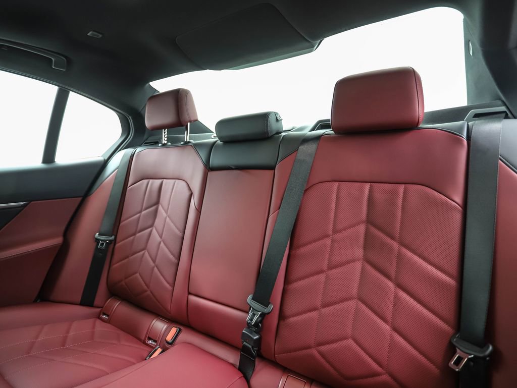 New 2026 BMW 530i xDrive w/ M Sport Package image 23