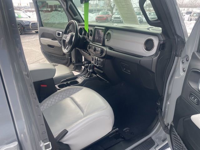 Used 2023 Jeep Wrangler Unlimited Sahara image 21