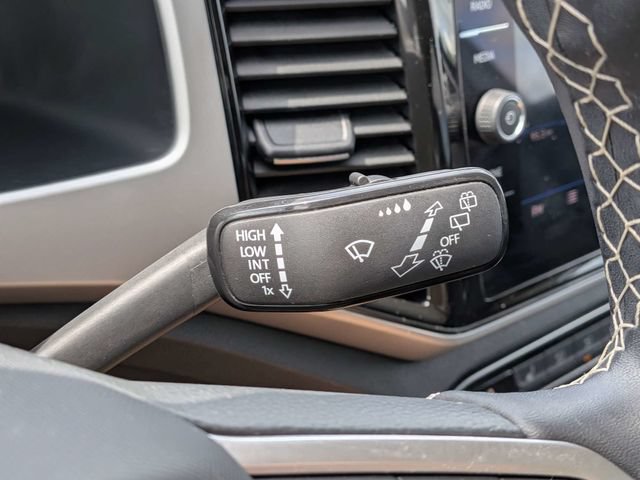 Used 2023 Volkswagen Atlas SE w/ Panoramic Sunroof Package FWD image 26
