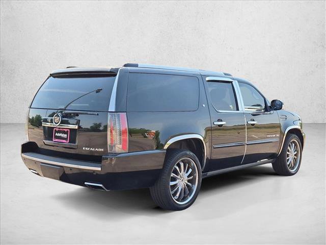 Used 2013 Cadillac Escalade ESV Premium AWD/4WD image 5