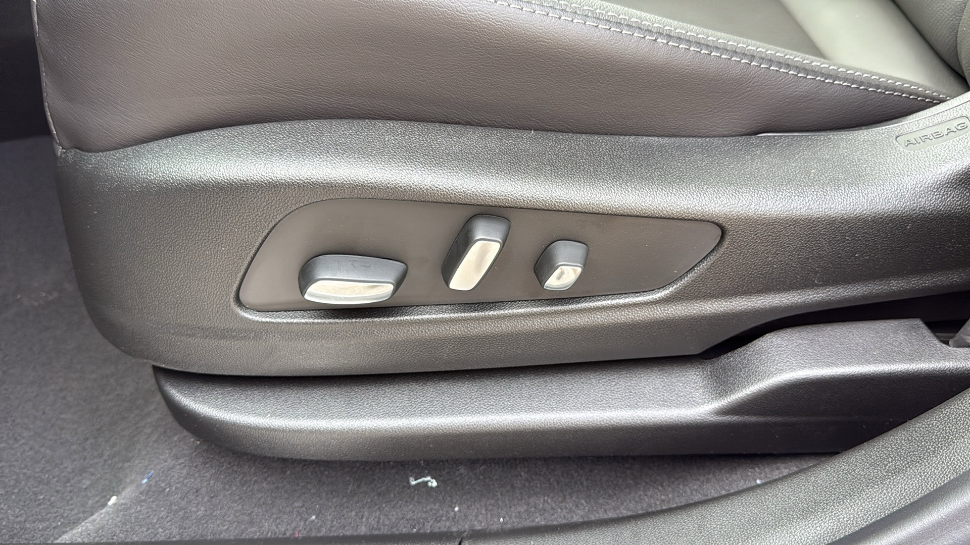 New 2026 Cadillac XT5 Sportv image 12