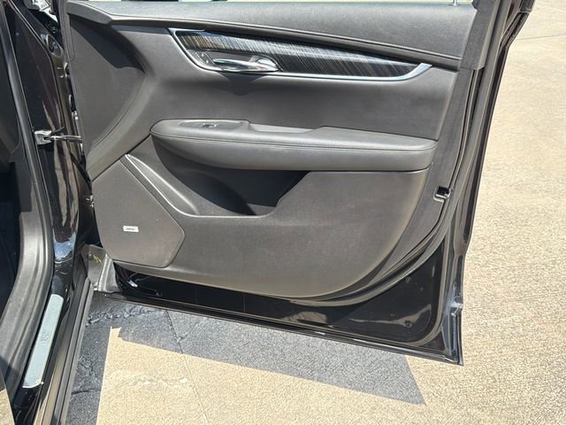 Used 2020 Cadillac XT6 Premium Luxury FWD image 14