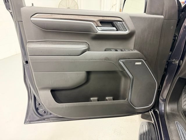 Certified 2022 Chevrolet Silverado 1500 LTZ w/ LTZ Convenience Package II AWD/4WD image 19