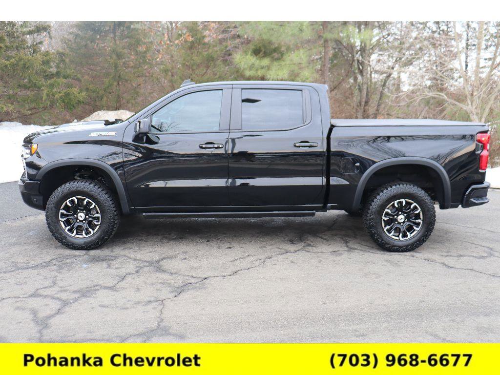 Used 2025 Chevrolet Silverado 1500 ZR2 w/ Technology Package image 4
