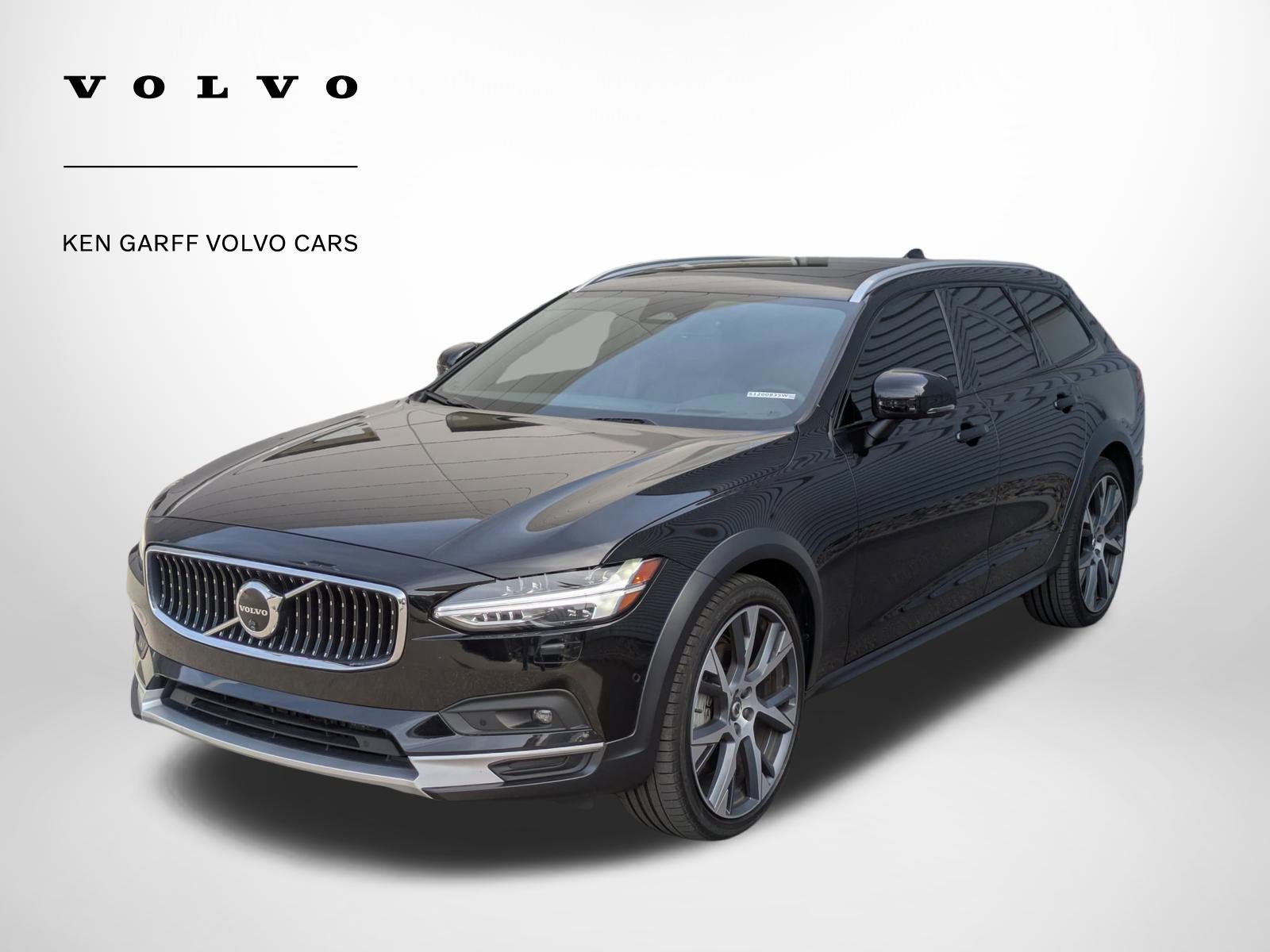 Used 2025 Volvo V90 B6 Cross Country Ultra AWD/4WD image 8