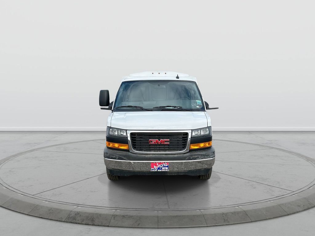 New 2025 GMC Savana 3500 w/ Power Convenience Package RWD image 3