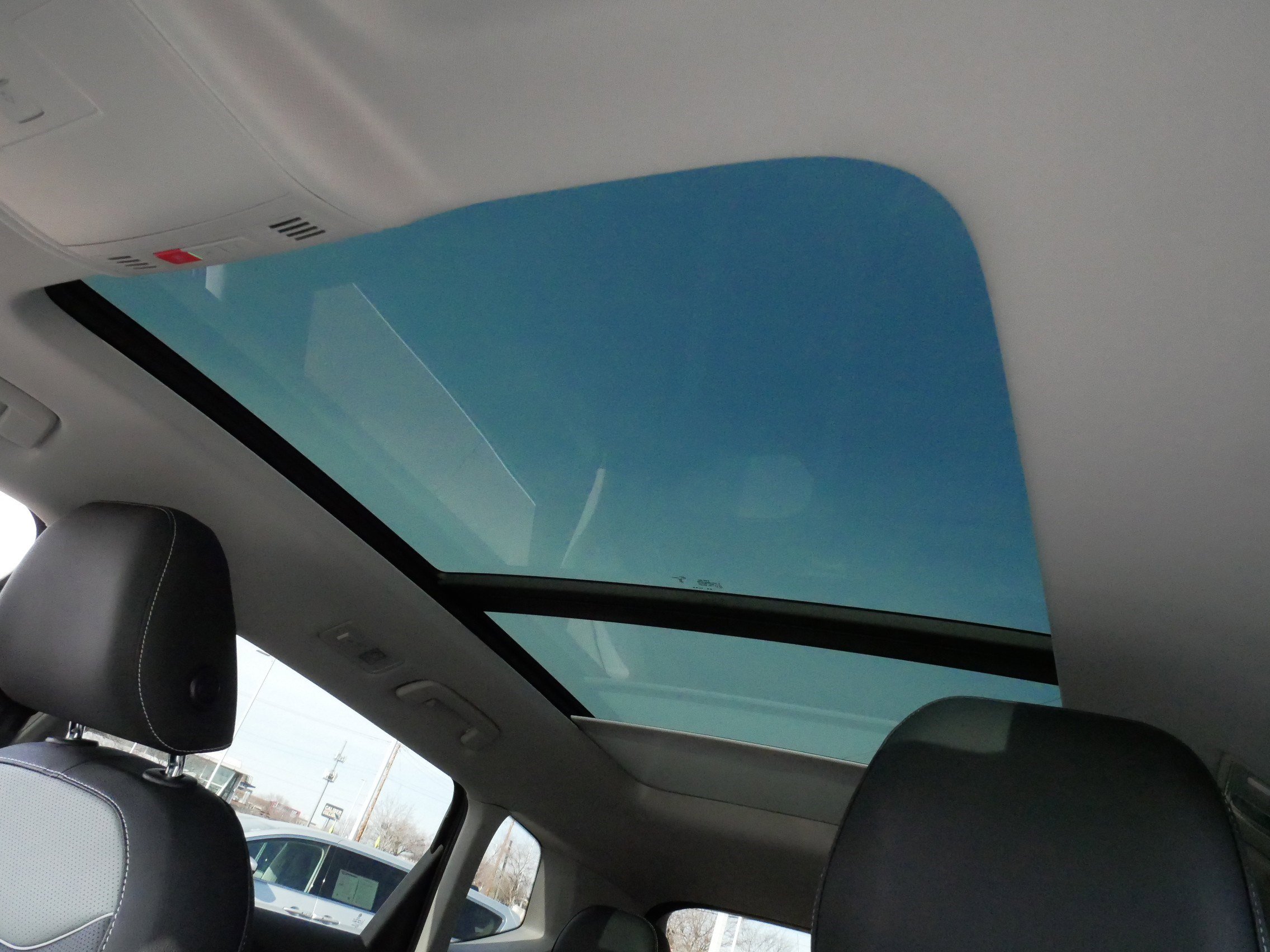 Certified 2024 Volkswagen Taos SEL image 34