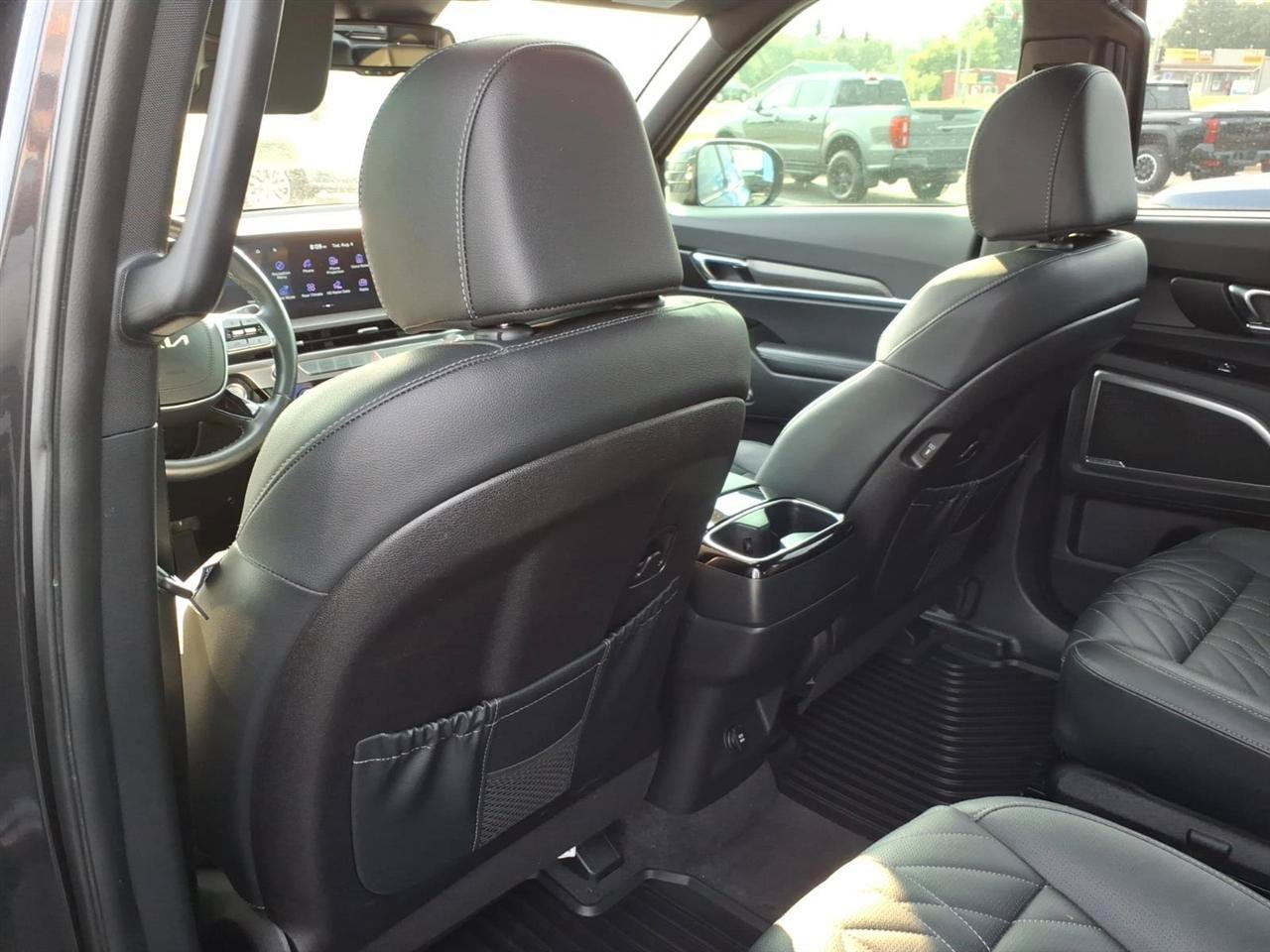 Used 2025 Kia Telluride EX X-Line AWD/4WD image 9