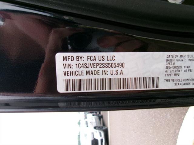 Certified 2025 Jeep Grand Wagoneer 4WD image 19
