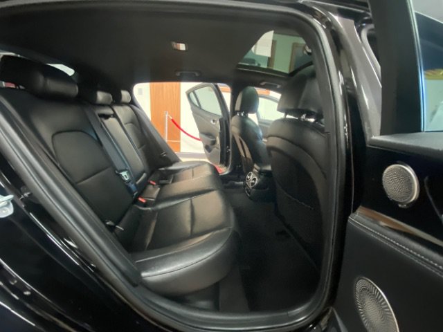 Used 2020 Kia Stinger GT-Line w/ Sun & Sound Package RWD image 12
