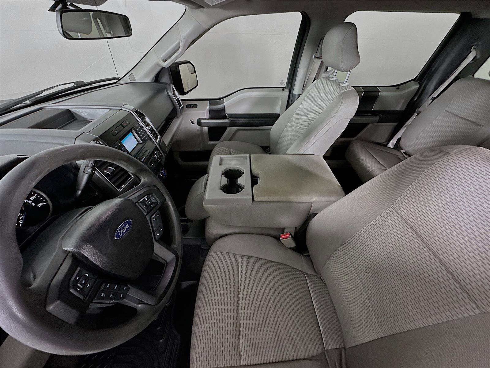 Used 2016 Ford F150 XLT image 11