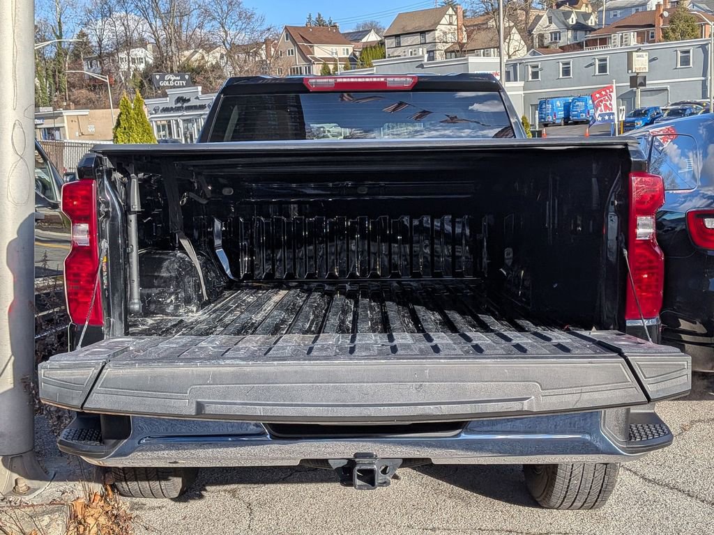 Used 2024 Chevrolet Silverado 1500 LT image 7