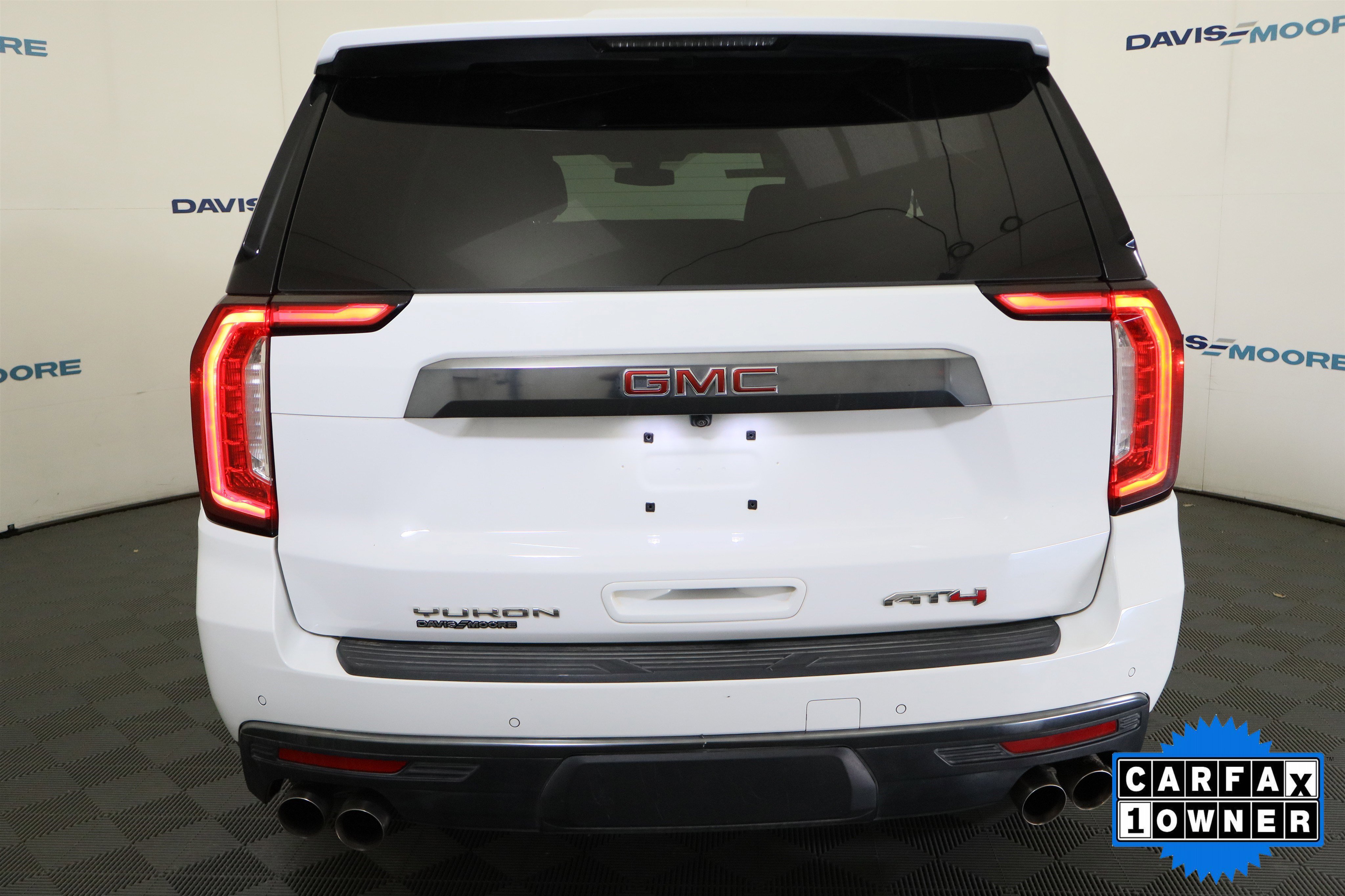 Used 2022 GMC Yukon AT4 w/ Technology Package image 8