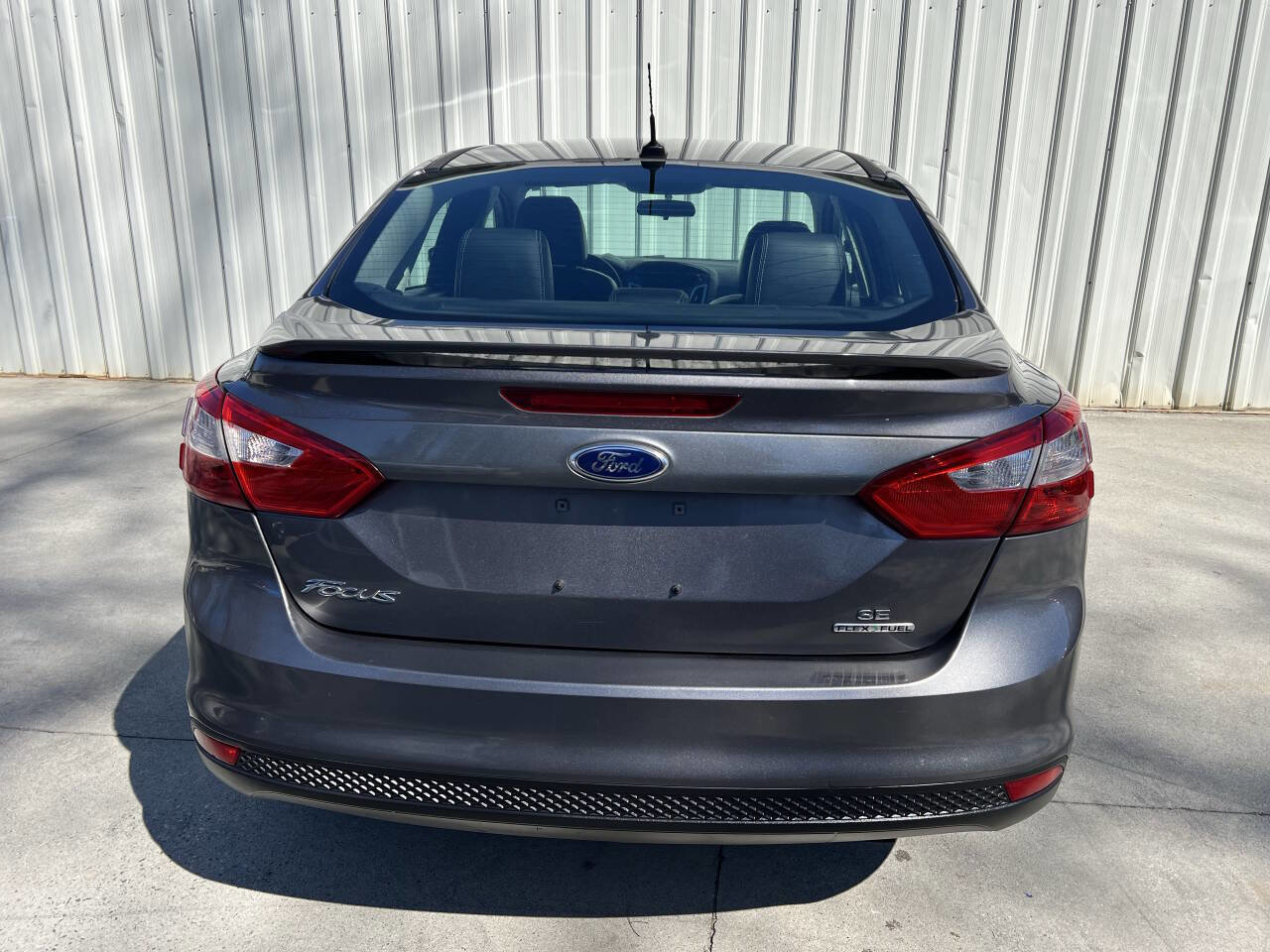 Used 2014 Ford Focus SE w/ Equipment Group 201A image 4